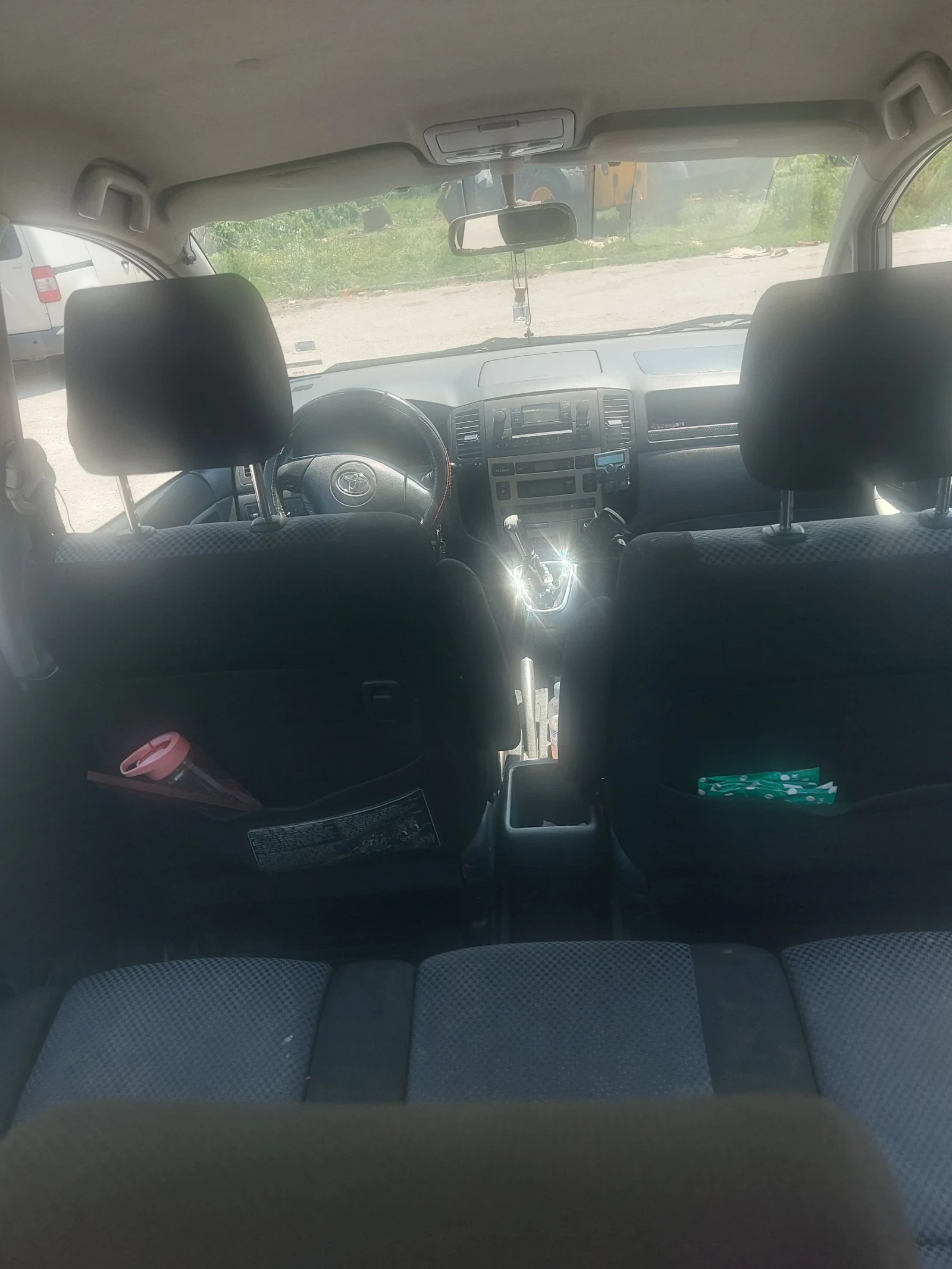 Toyota Corolla verso D4D - изображение 3