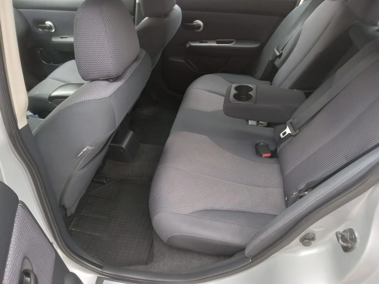 Nissan Tiida 1.5 dCi A/C - изображение 9