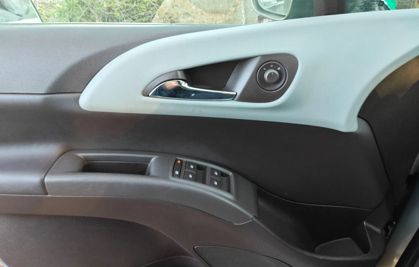 Opel Meriva  - изображение 2