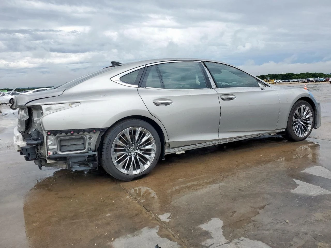 Lexus LS 500 градушка/с всички части  - изображение 4