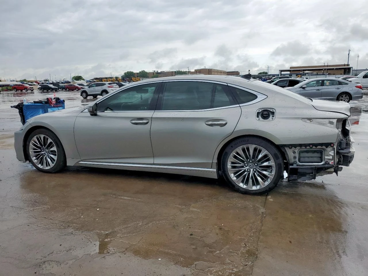 Lexus LS 500 градушка/с всички части  - изображение 3