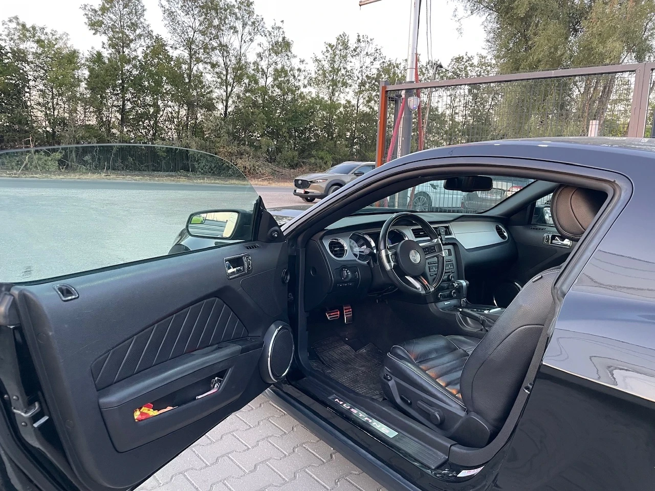 Ford Mustang 3.7 - изображение 7