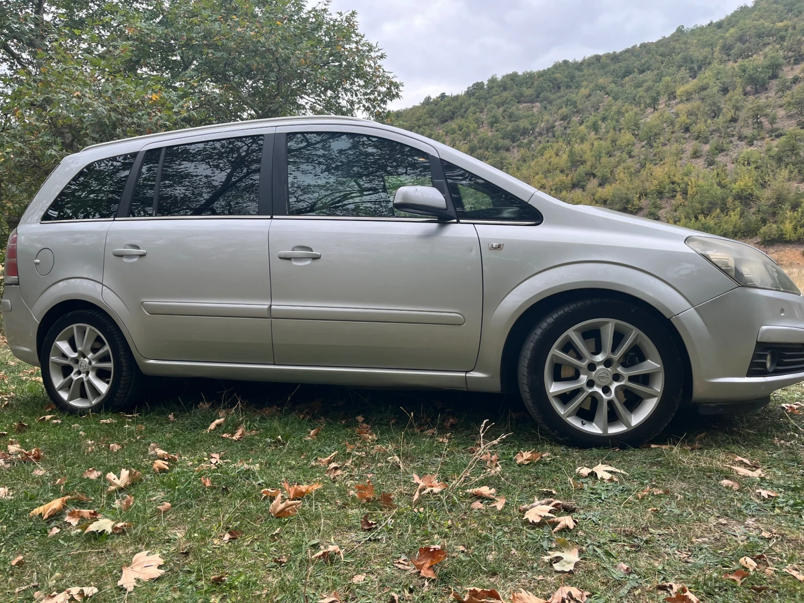 Opel Zafira  - изображение 5