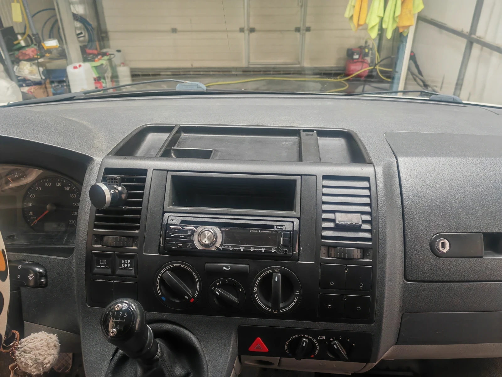 VW Multivan  - изображение 4