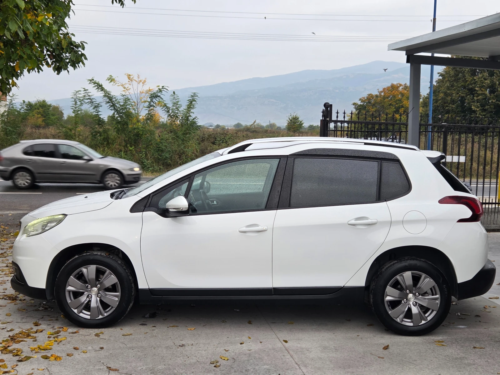 Peugeot 2008 1.6 HDI* * * EVRO 6 * * *  - изображение 6