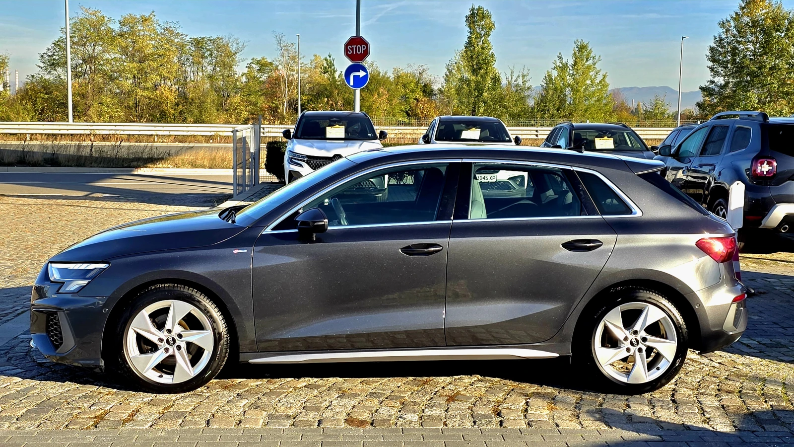 Audi A3 2.0TDI/150 к.с/ S-Line/SPORTBACK - изображение 3