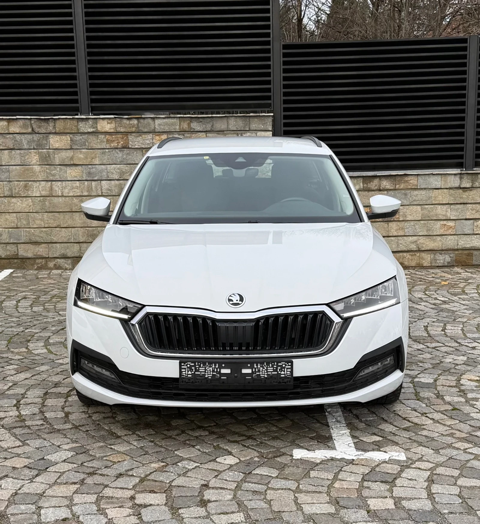 Skoda Octavia 2.0TDI 150kc Отлично състояние - изображение 2