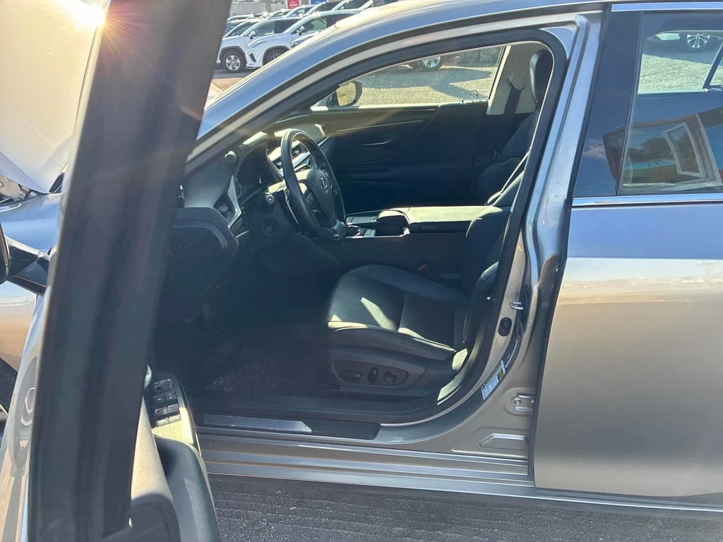 Lexus ES * 300h * CARFAX * ��� ������������ ������ | Mobile.bg � ����������� 14