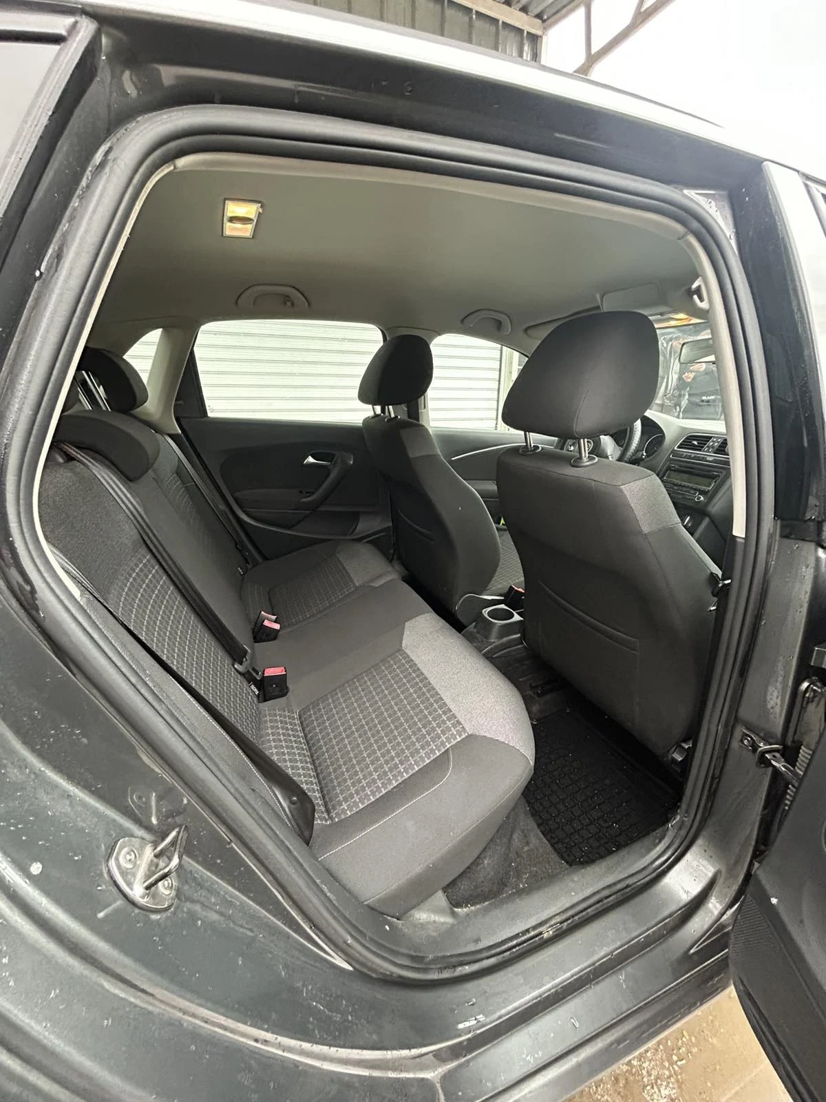 VW Polo, снимка 14 - Автомобили и джипове - 53726594