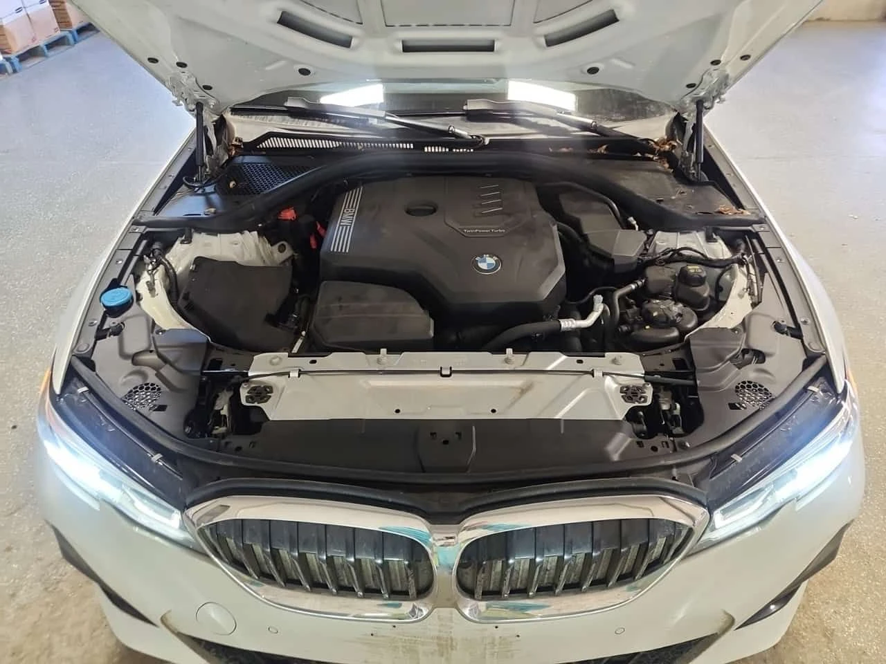 BMW 330 330I XDRIVE /CARFAX /М пакет/Подгрев/Панорама/Кожа, снимка 16 - Автомобили и джипове - 53819571