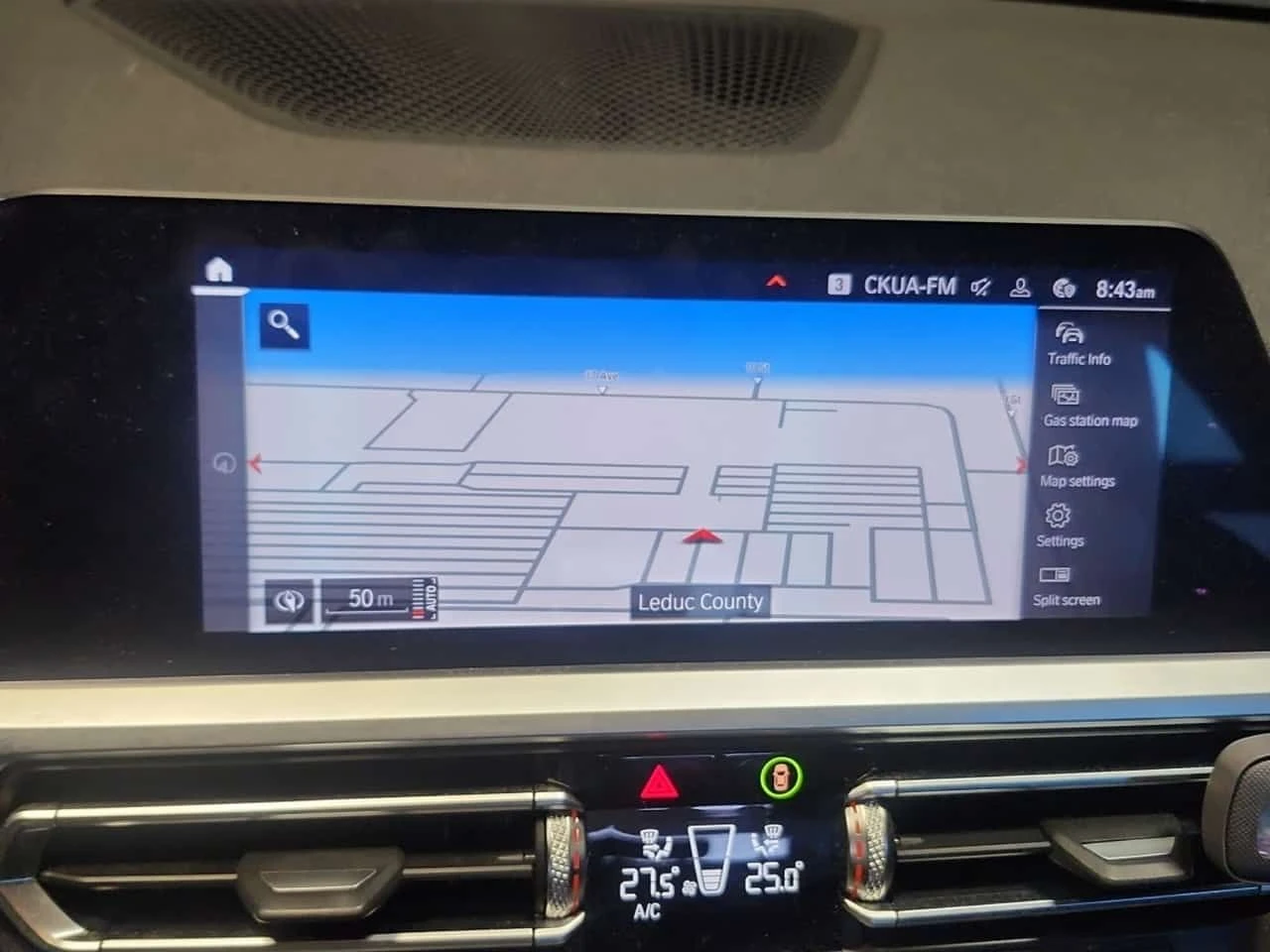 BMW 330 330I XDRIVE /CARFAX /М пакет/Подгрев/Панорама/Кожа, снимка 10 - Автомобили и джипове - 53819571