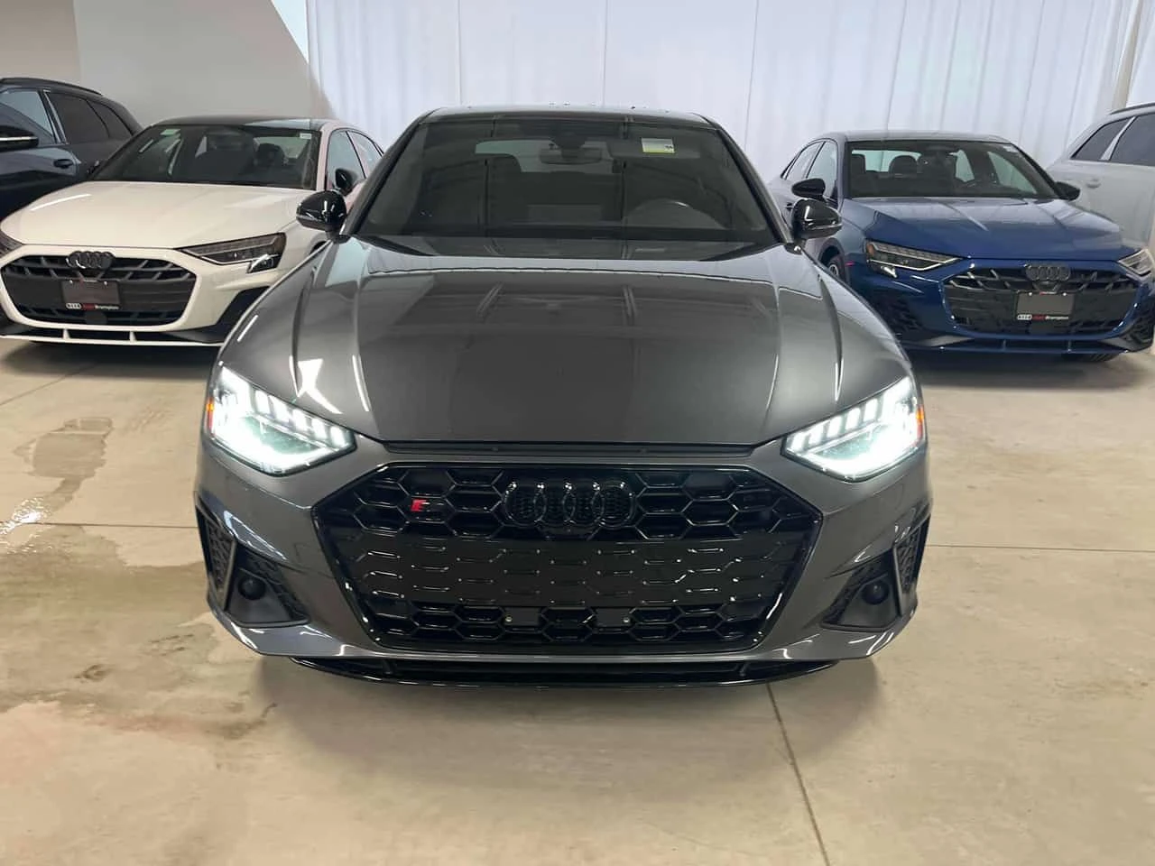 Audi S4 Technik  CARFAX, снимка 6 - Автомобили и джипове - 54172281