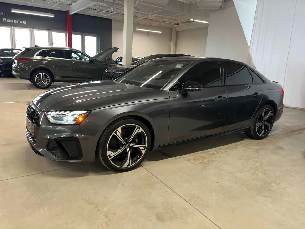 Audi S4 Technik  CARFAX, снимка 2 - Автомобили и джипове - 54172281