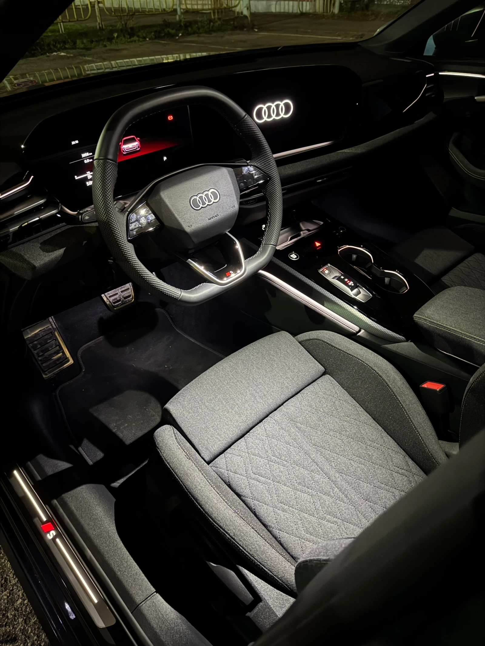 Audi A5 Audi A5 TFSI 3xS-Line, снимка 14 - Автомобили и джипове - 54321204