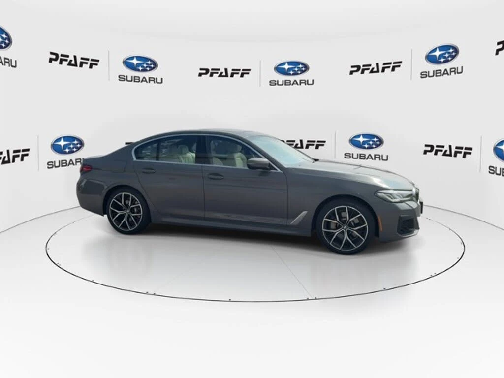 BMW 530E  xDrive Hybrid Plug-in AWD, снимка 4 - Автомобили и джипове - 54557948