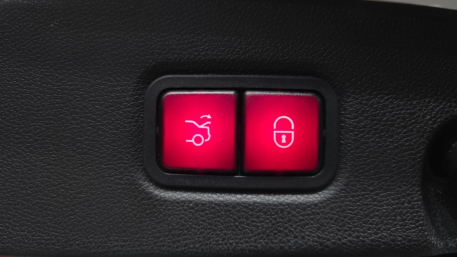 Mercedes-Benz CLS 350 CLS350 d 4MATIC | LED | MEMORY | HEATED SEATS, снимка 17 - Автомобили и джипове - 54755937