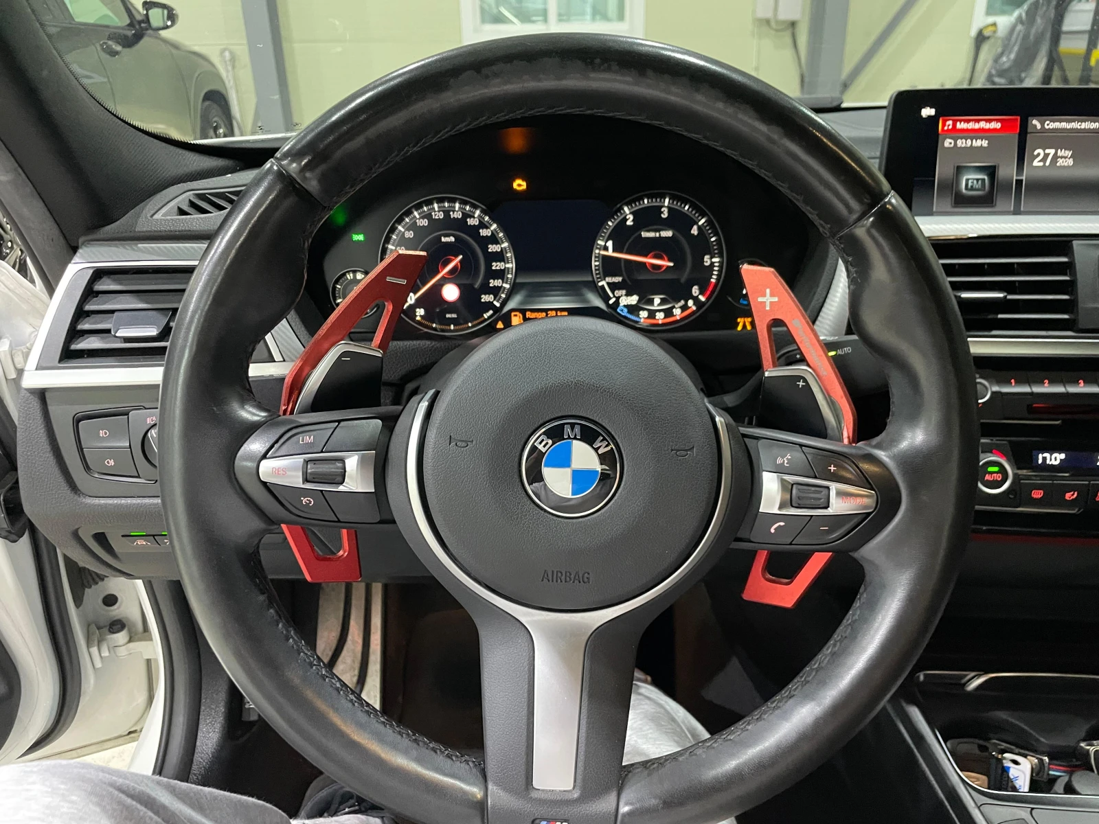 BMW 320 d RWD B47 LCI (FaceLift) ! M Pack !, снимка 15 - Автомобили и джипове - 54946896