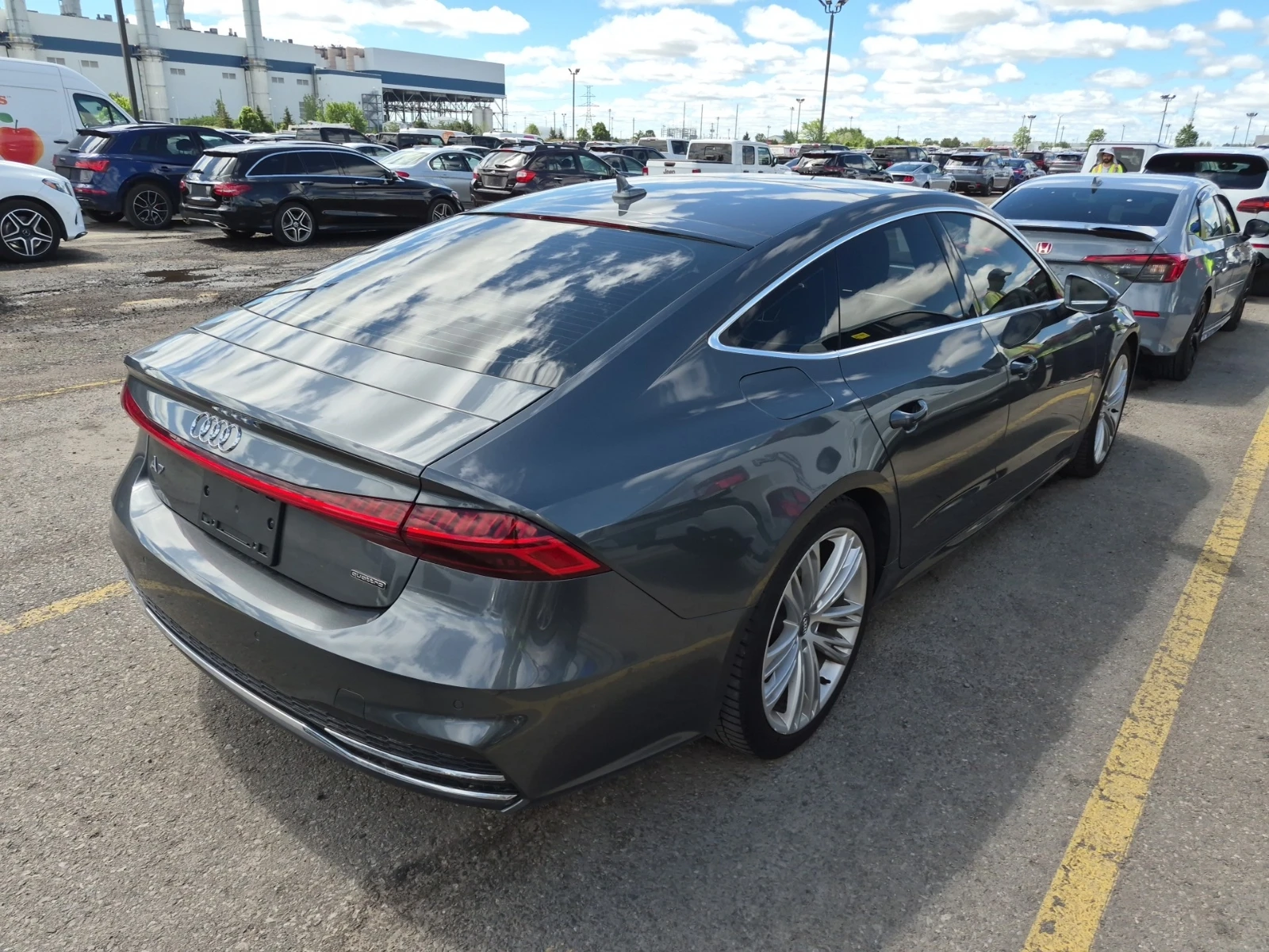 Audi A7 SPORTBACK/PROGRESSIV/CARFAX/АВТО КРЕДИТ, снимка 3 - Автомобили и джипове - 54977370