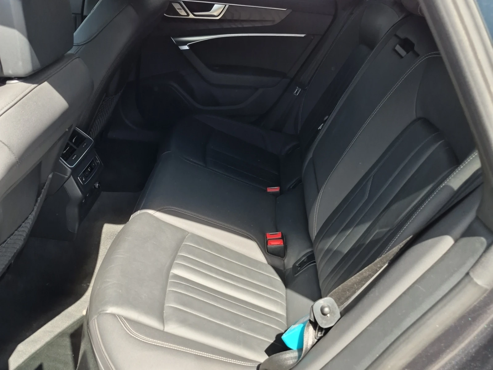 Audi A7 SPORTBACK/PROGRESSIV/CARFAX/АВТО КРЕДИТ, снимка 8 - Автомобили и джипове - 54977370
