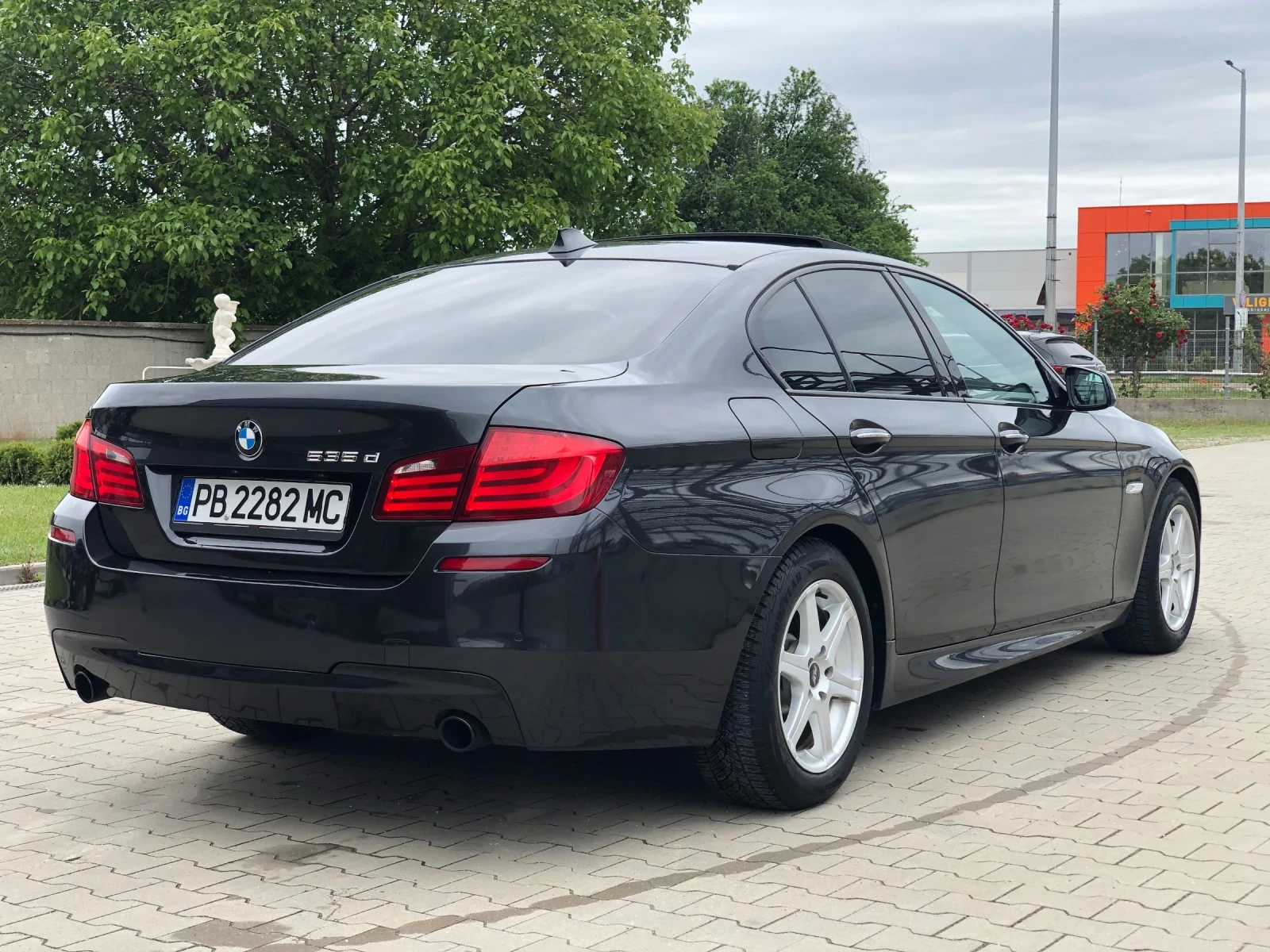 BMW 535  D M-Sport* SAT* Първи собственик* , снимка 8 - Автомобили и джипове - 55135511