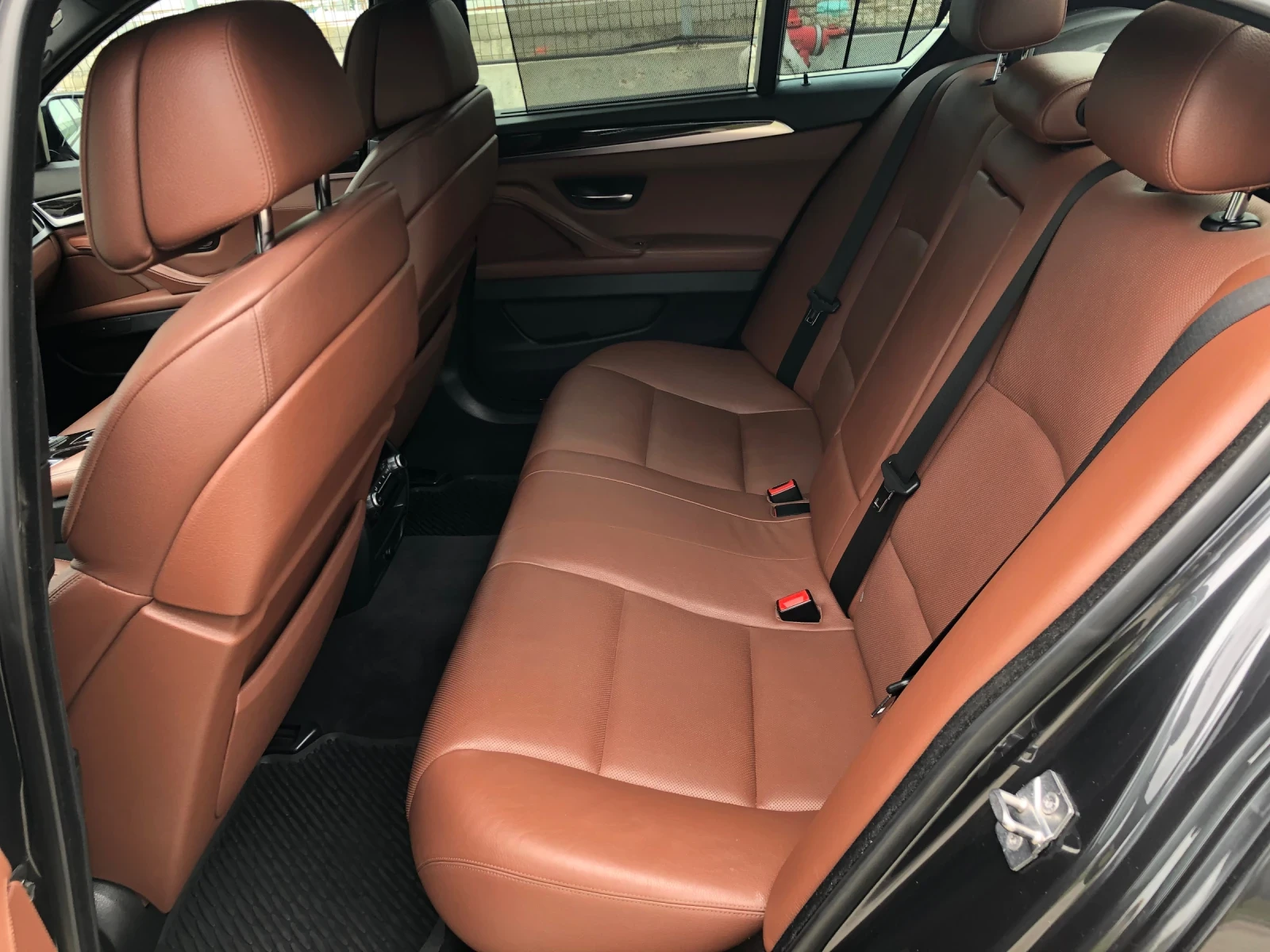 BMW 535  D M-Sport* SAT* Първи собственик* , снимка 16 - Автомобили и джипове - 55135511