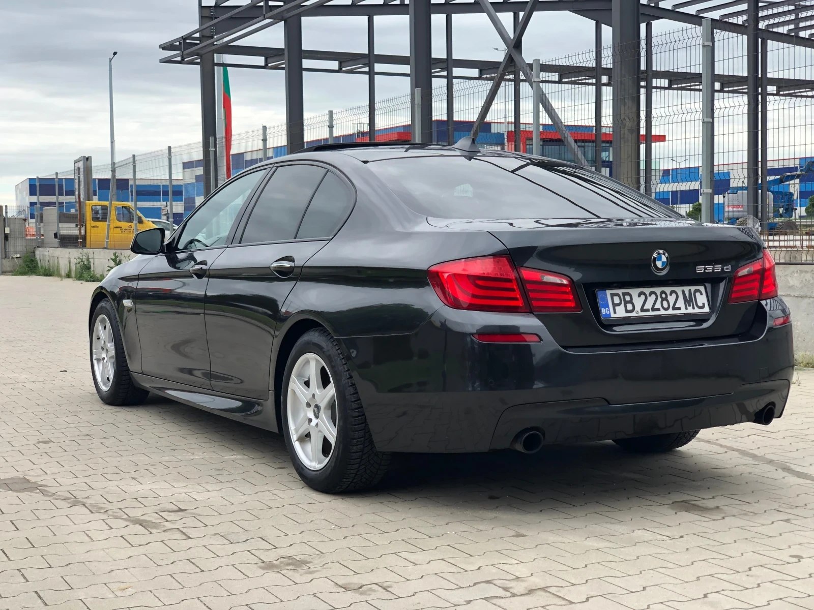 BMW 535  D M-Sport* SAT* Първи собственик* , снимка 6 - Автомобили и джипове - 55135511