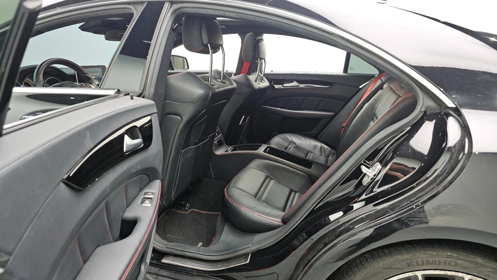 Mercedes-Benz CLS 400 AMG Line 3.0 , снимка 15 - Автомобили и джипове - 55190141