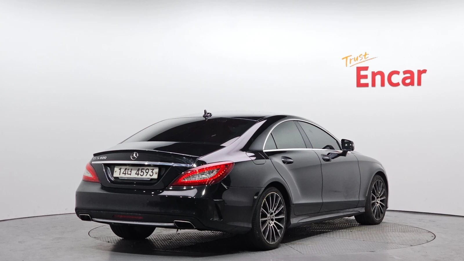 Mercedes-Benz CLS 400 AMG Line 3.0 , снимка 2 - Автомобили и джипове - 55190141