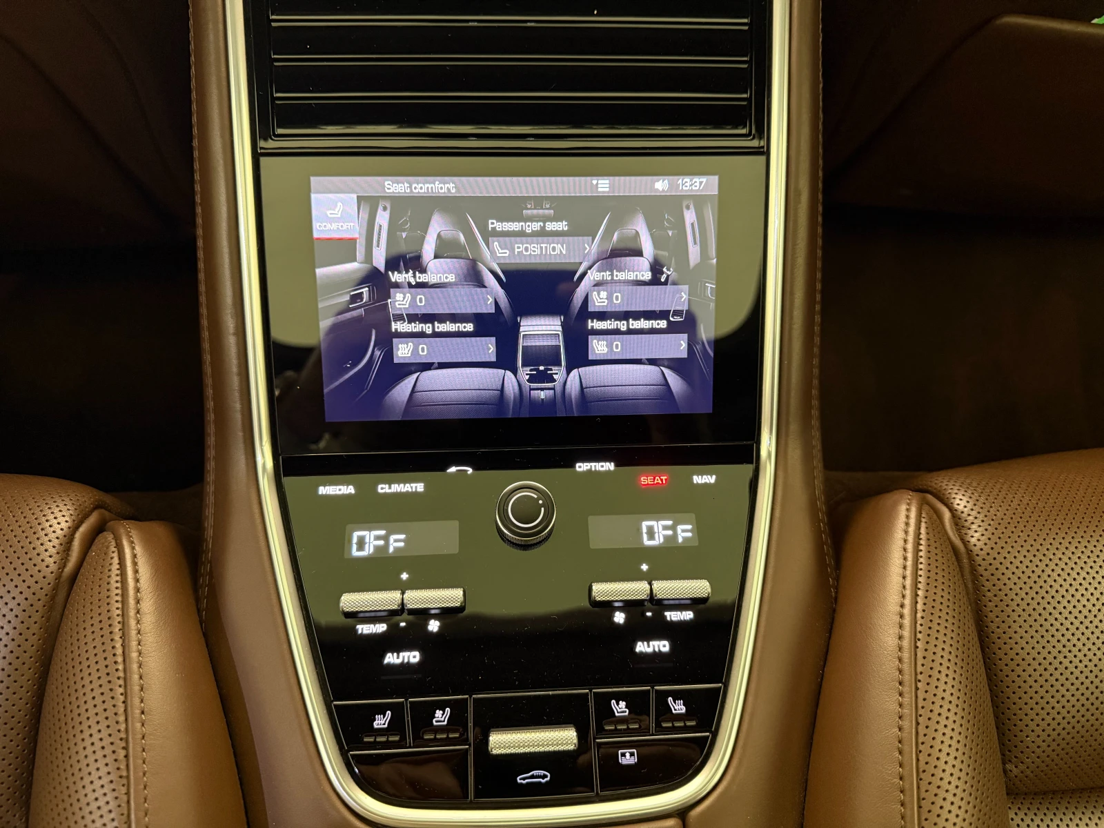 Porsche Panamera 4S\Bose\SportChrono\, снимка 13 - Автомобили и джипове - 55220384