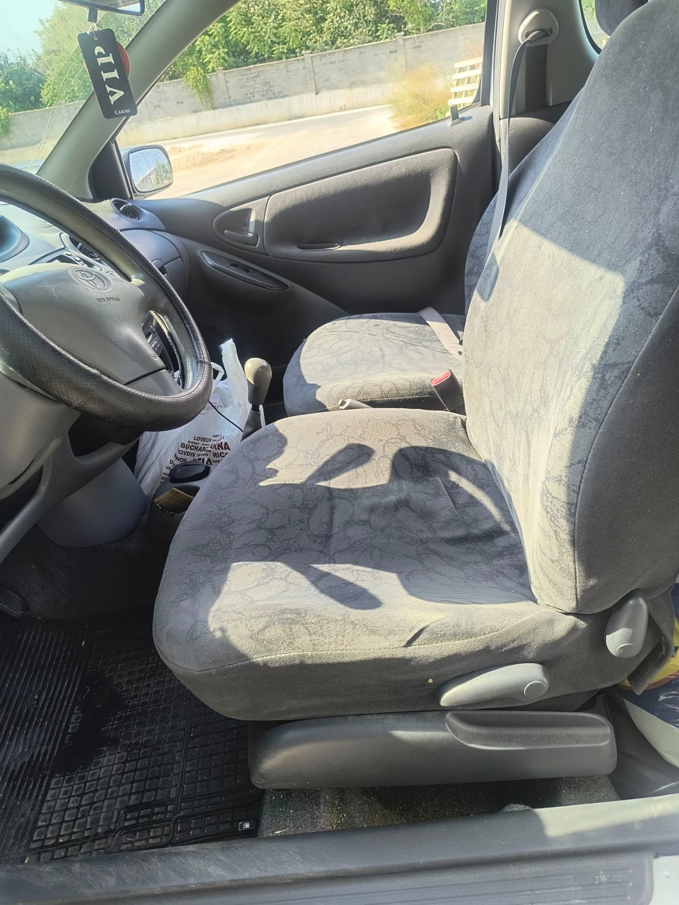 Toyota Yaris, снимка 8 - Автомобили и джипове - 55603871