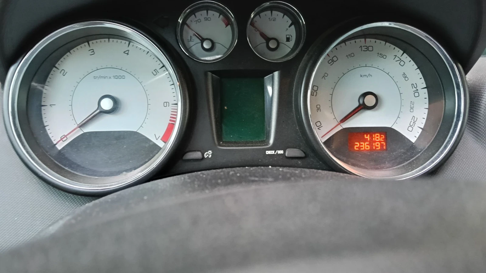 Peugeot 308 308, снимка 8 - Автомобили и джипове - 55717125