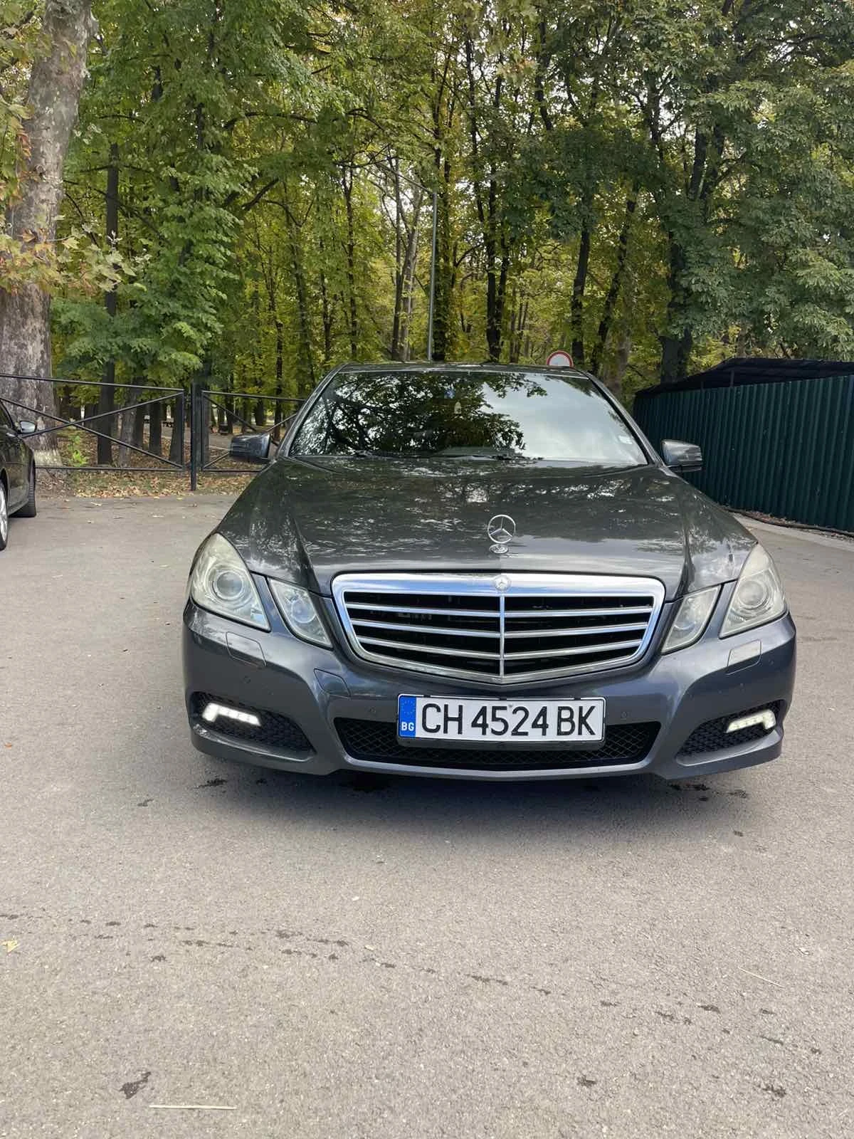 Mercedes-Benz E 350, снимка 3 - Автомобили и джипове - 56569494