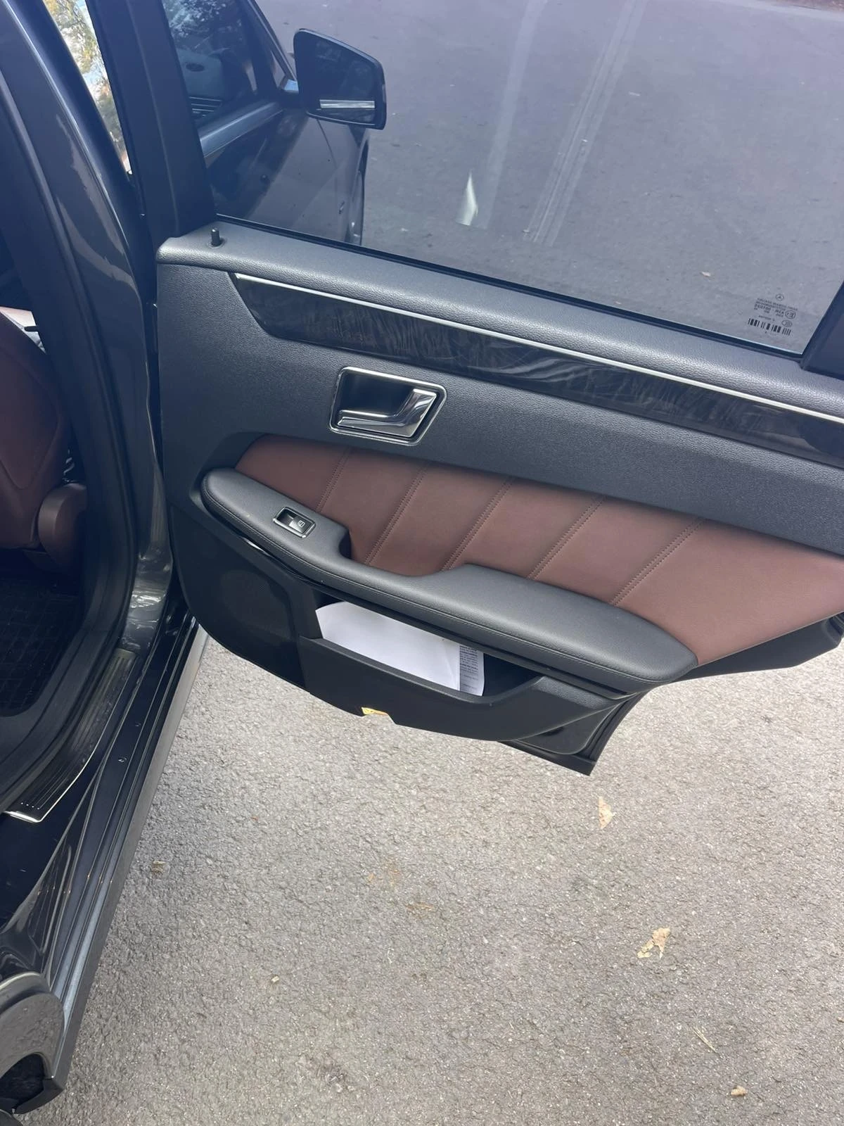 Mercedes-Benz E 350, снимка 13 - Автомобили и джипове - 56569494