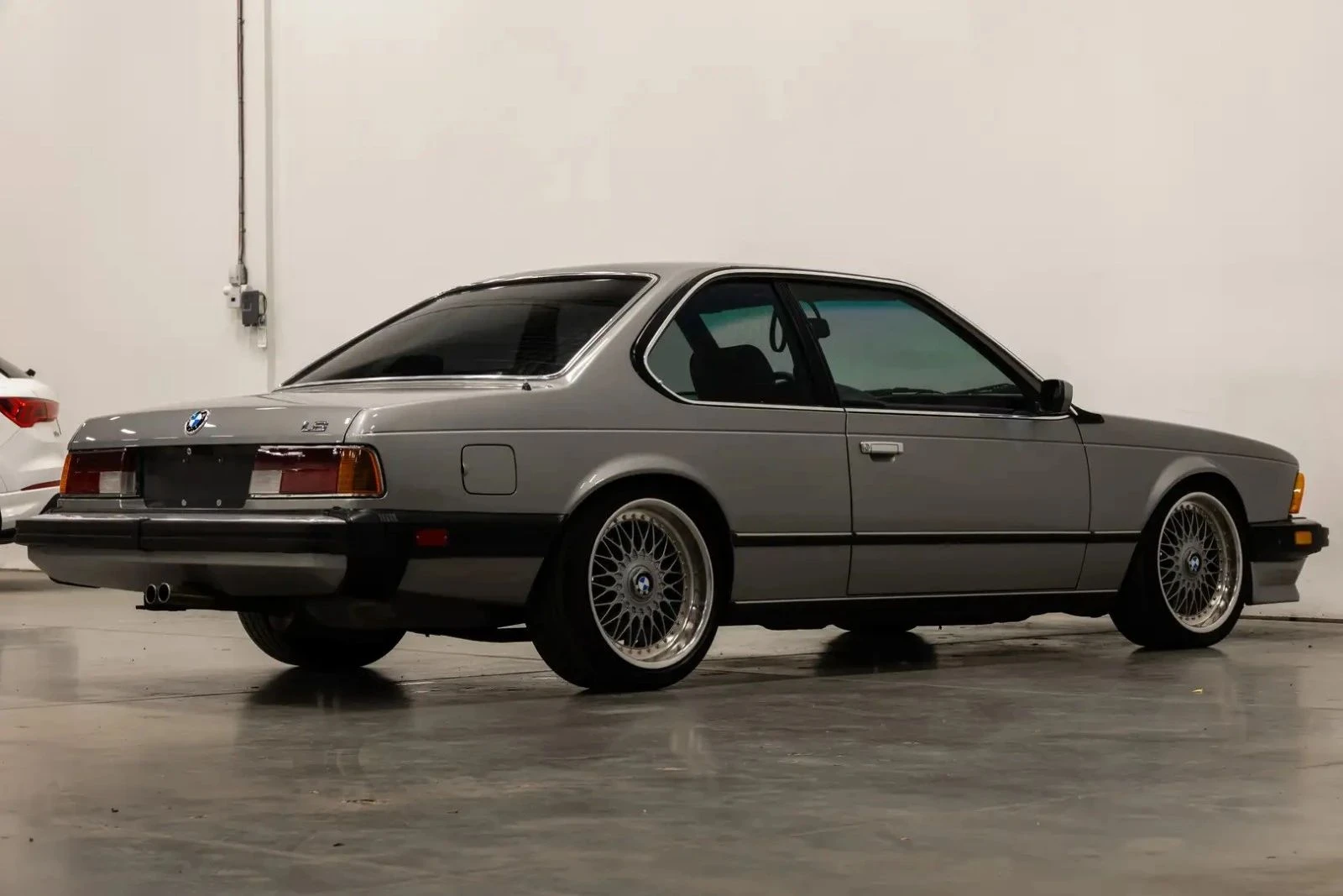 BMW 635, снимка 7 - Автомобили и джипове - 56686415