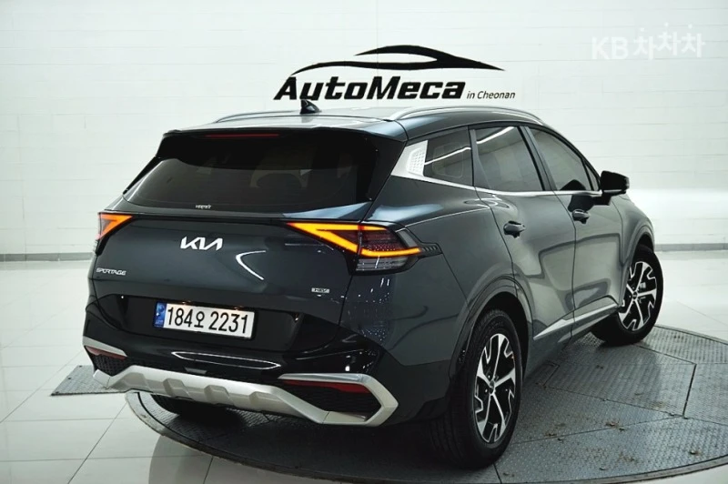 Kia Sportage Signature 1.6 Turbo HYBRID AWD, снимка 6 - Автомобили и джипове - 44970584