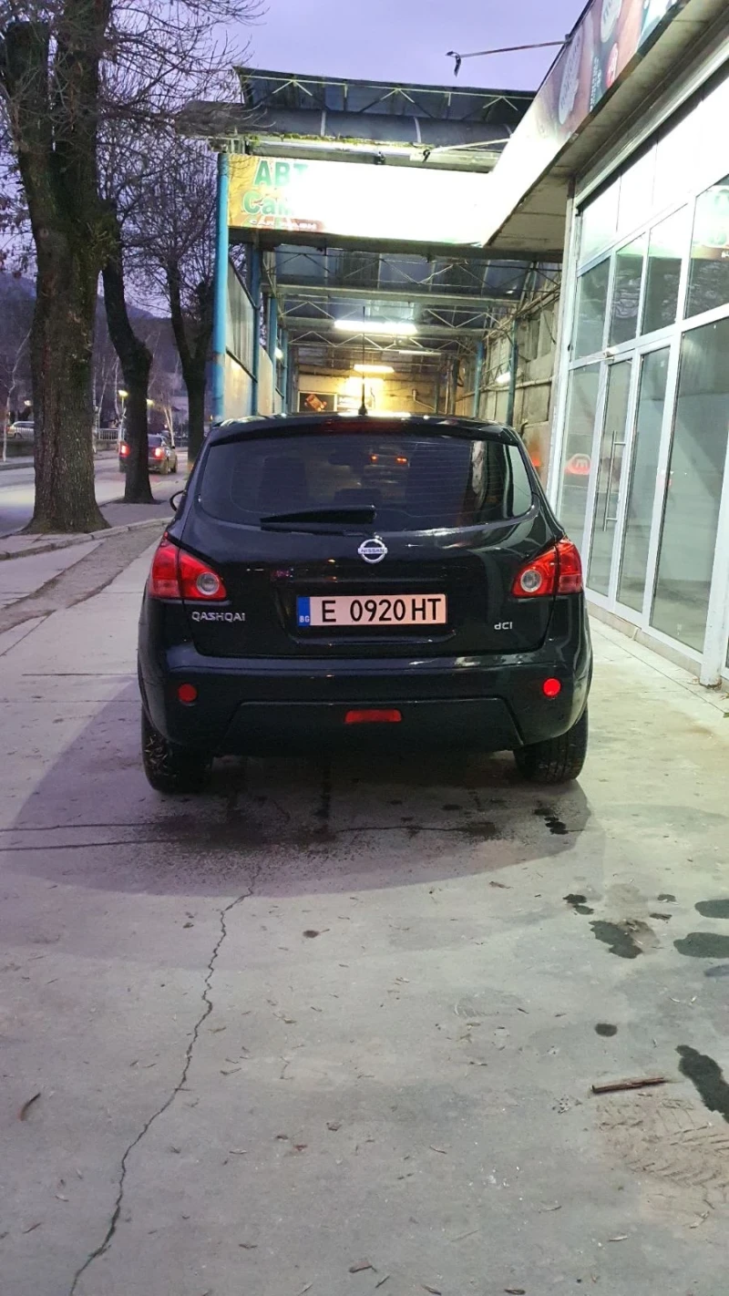 Nissan Qashqai 2.0 dCi 4x4 Автомат, Панорама, Кожа, снимка 3 - Автомобили и джипове - 53167717