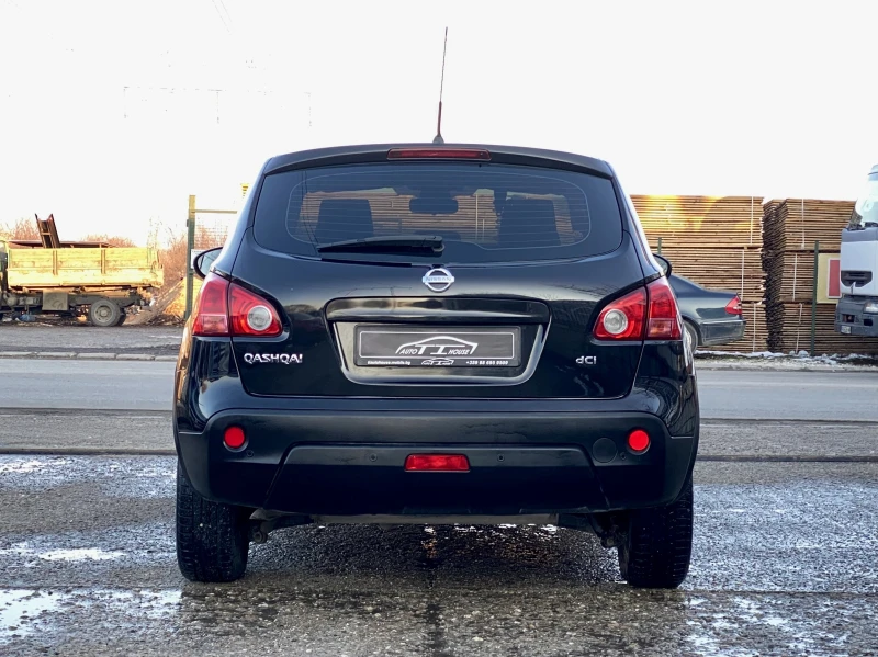 Nissan Qashqai 1.5DCI, снимка 3 - Автомобили и джипове - 48706133