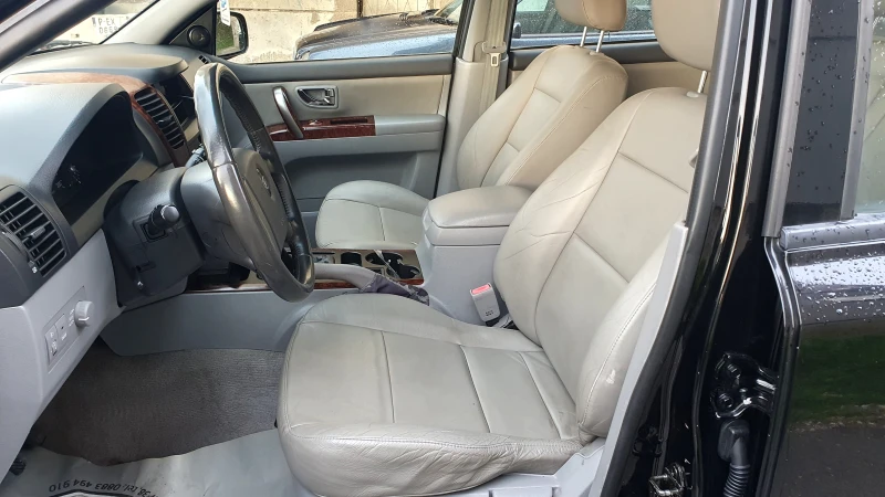 Kia Sorento 2.4i 139к.с., снимка 10 - Автомобили и джипове - 52357005