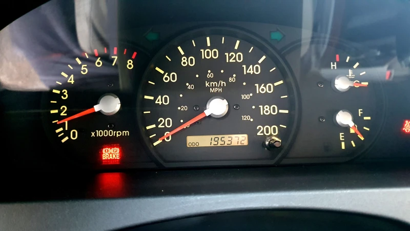 Kia Sorento 2.4i 139к.с., снимка 11 - Автомобили и джипове - 52357005