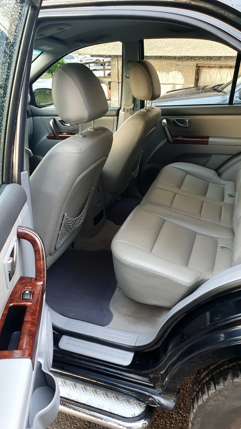 Kia Sorento 2.4i 139к.с., снимка 9 - Автомобили и джипове - 52357005