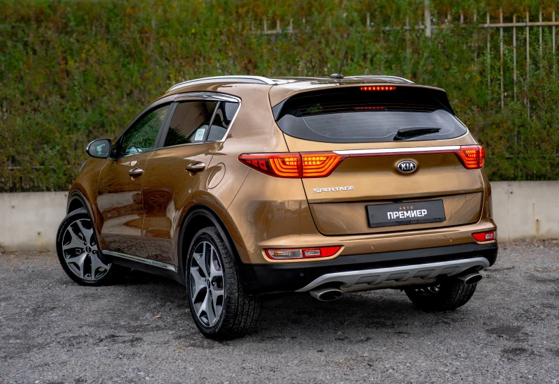 Kia Sportage 2.0CRDI-ПЕРФЕКТНА-6М.ГАР.РЕАЛНИ КМ., снимка 6 - Автомобили и джипове - 52322698