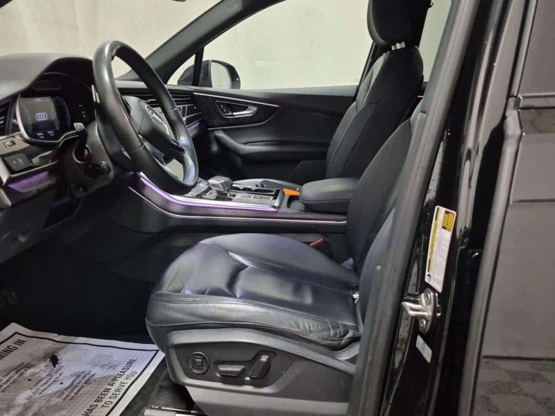 Audi Q7 Komfort 55 TFSI quattro * Pano * Подгреви * Carfax, снимка 5 - Автомобили и джипове - 53529633