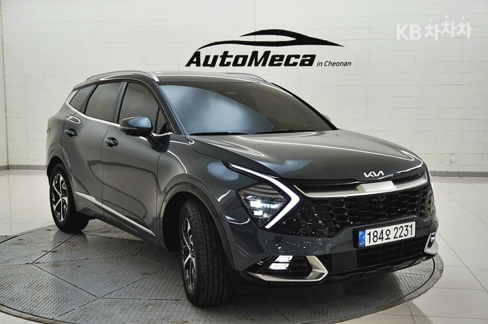 Kia Sportage Signature 1.6 Turbo HYBRID AWD - изображение 3