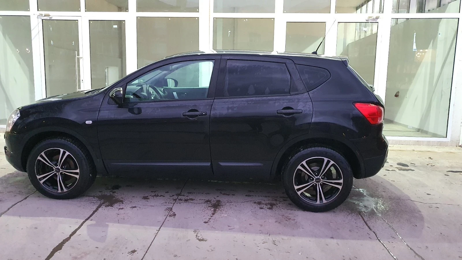 Nissan Qashqai 2.0 dCi 4x4 �������, ��������, ���� | Mobile.bg � ����������� 2