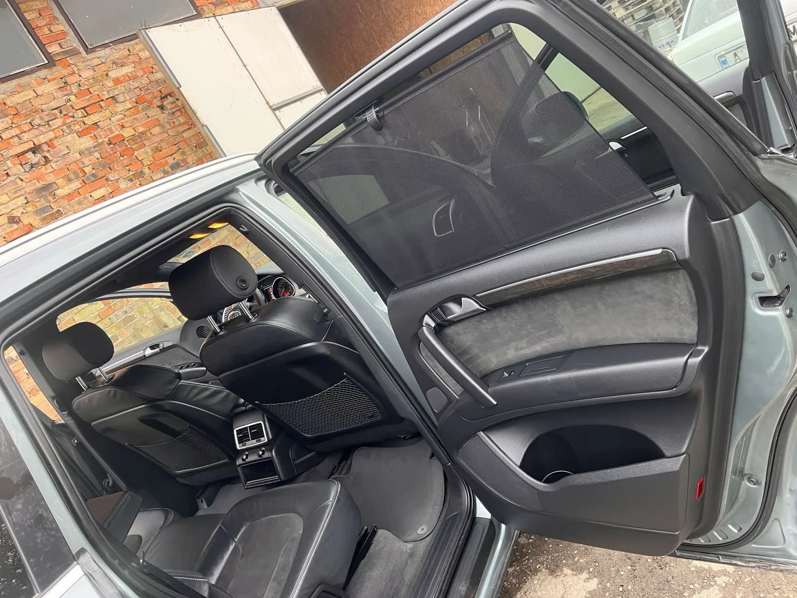 Audi Q7 3.0TDI S line - изображение 10