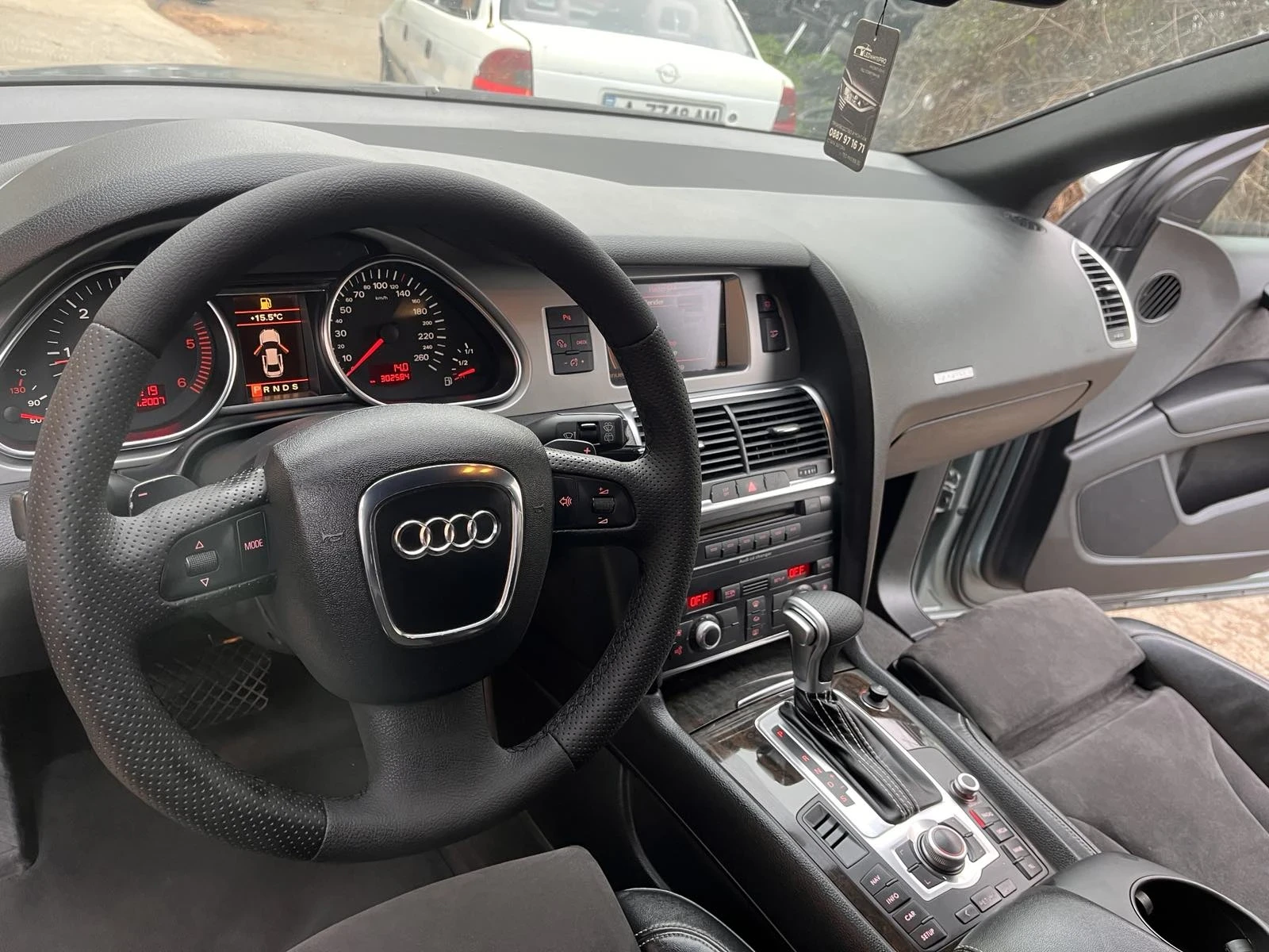 Audi Q7 3.0TDI S line - изображение 7