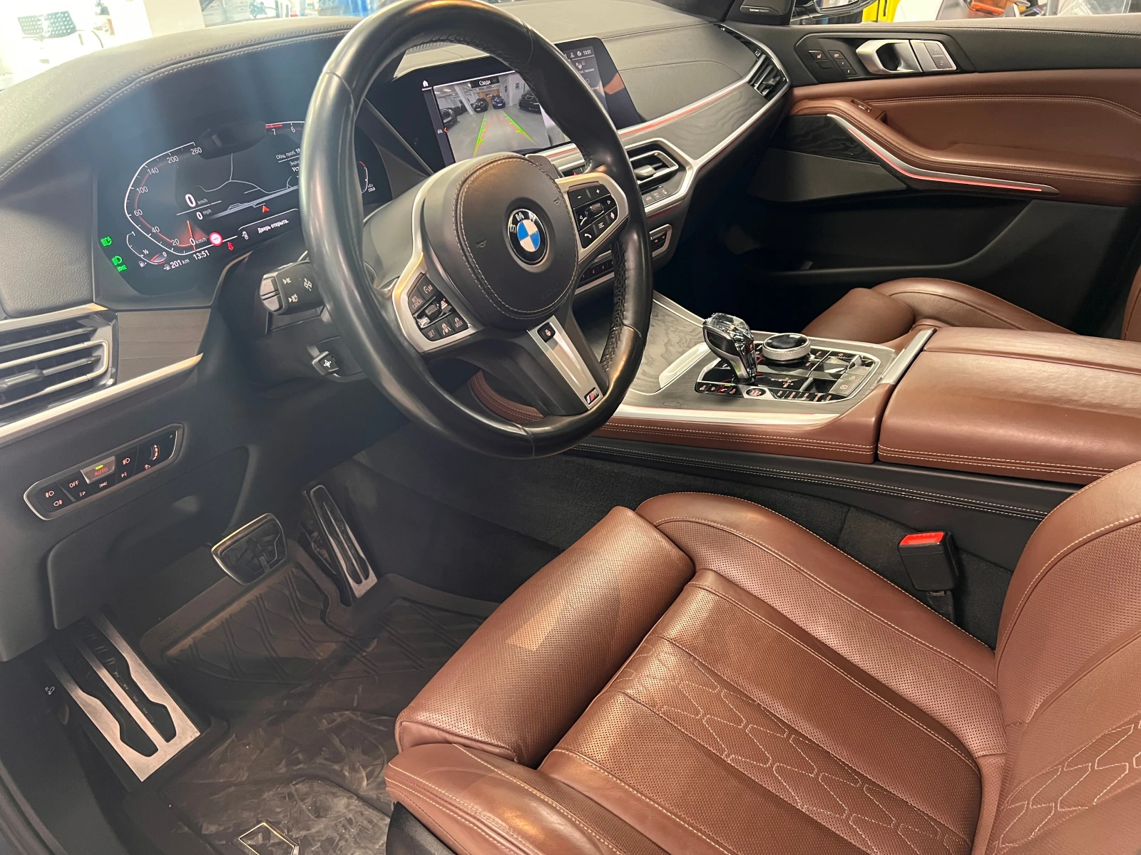 BMW X7 xDrive 40i - изображение 7
