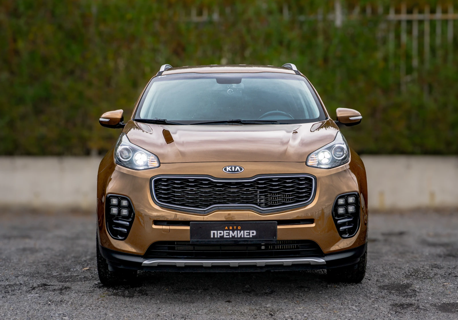 Kia Sportage 2.0CRDI-ПЕРФЕКТНА-6М.ГАР.РЕАЛНИ КМ. - изображение 2