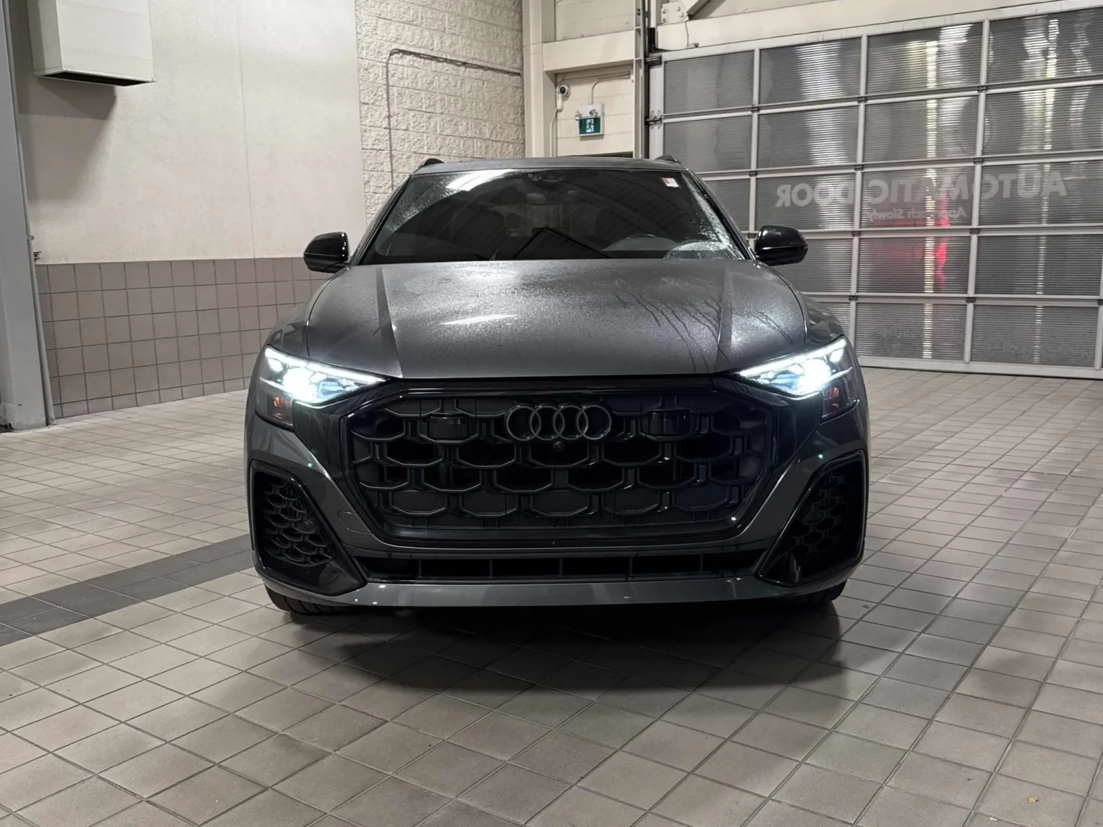 Audi Q8 * CARFAX * БЕЗ ПЪРВОНАЧАЛНА ВНОСКА - изображение 2