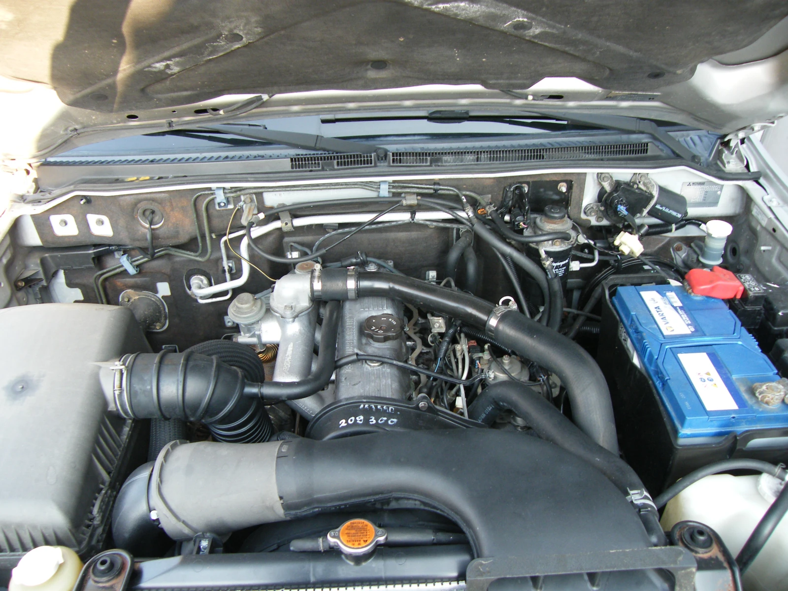 Mitsubishi Pajero 2.5 TDI, снимка 14 - Автомобили и джипове - 53747699